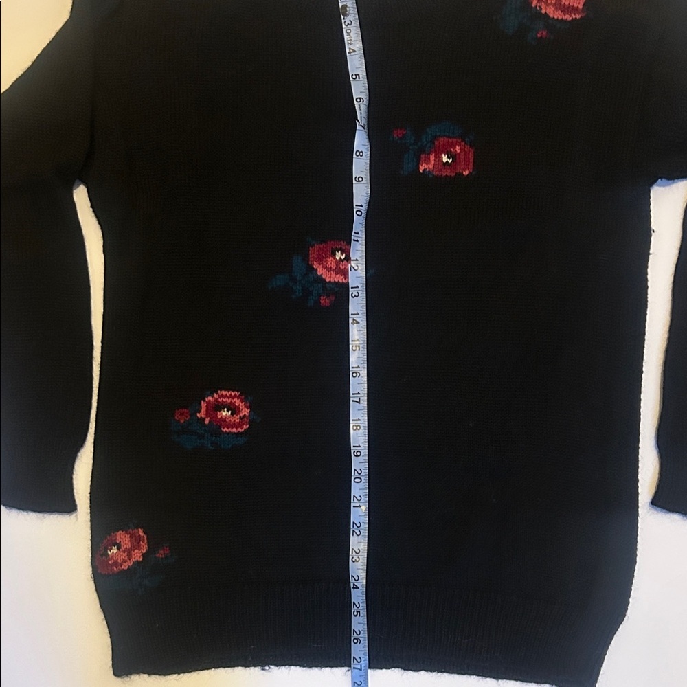 Floral Black Sweater - Picture 4 of 7